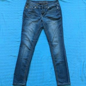 Size 6 Myth of Jade stretch jean